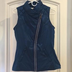 Reversible lululemon vest